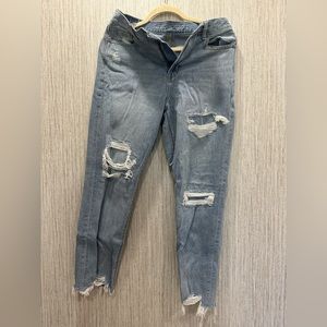 American Eagle Distressed Mom Jeans